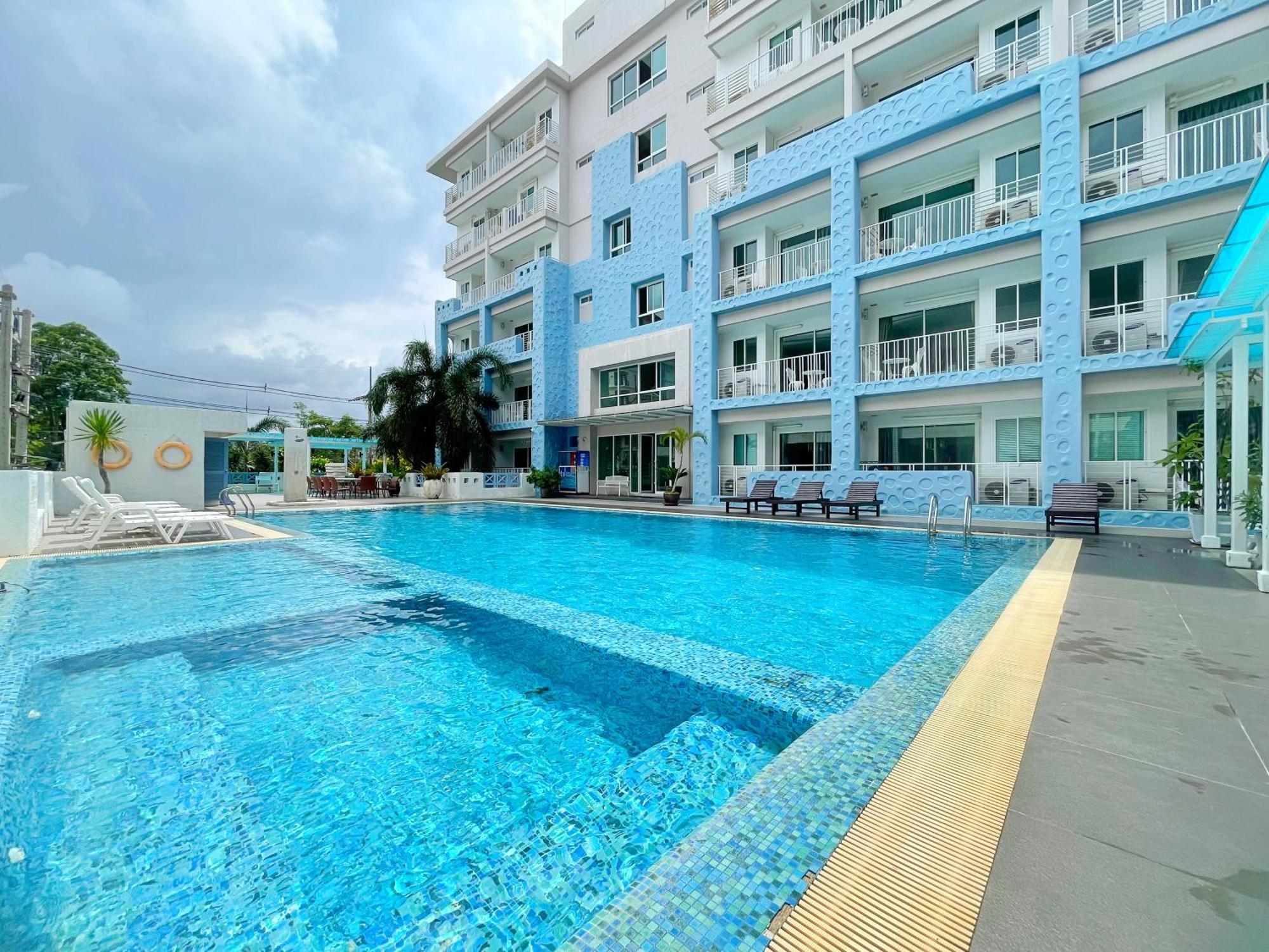 Baan Pattaya By Sabai Hotel Ngoại thất bức ảnh