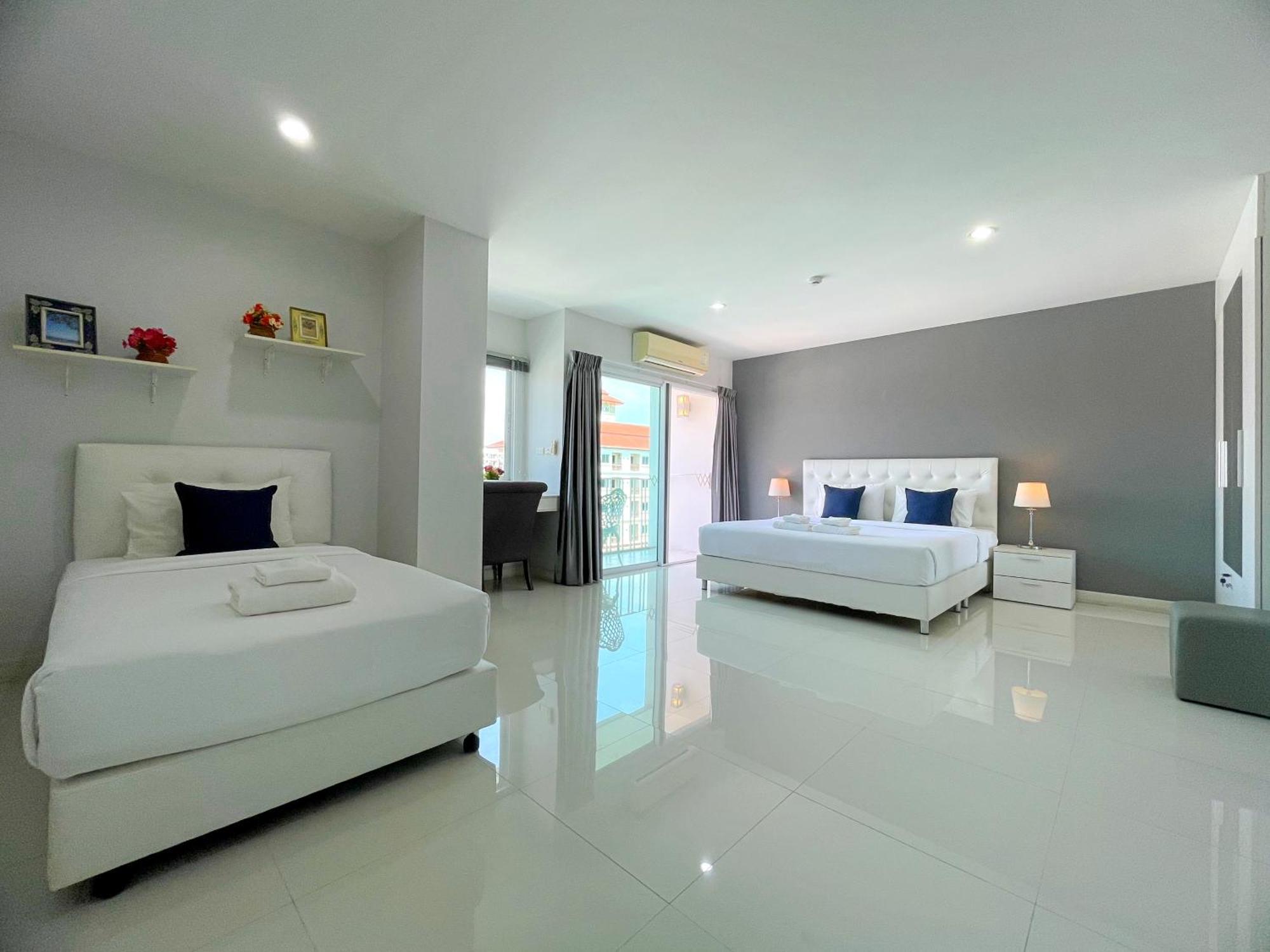 Baan Pattaya By Sabai Hotel Ngoại thất bức ảnh